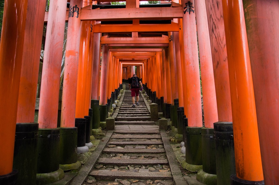 Traditional street in Kyoto's Gion district